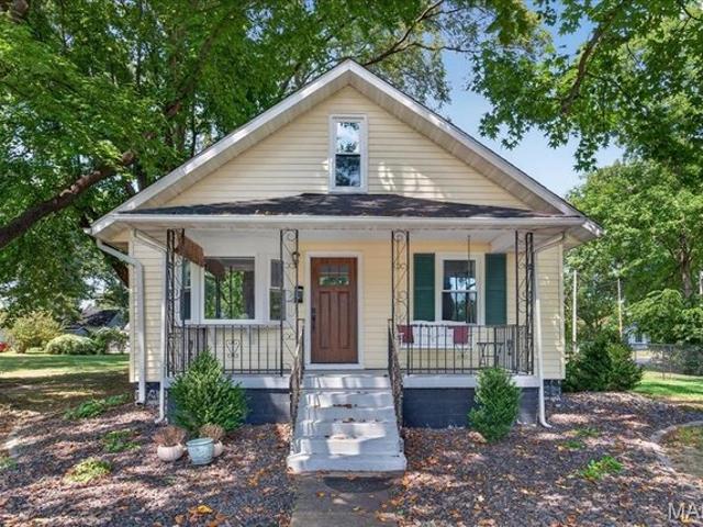 House for sale in Clinton, Illinois