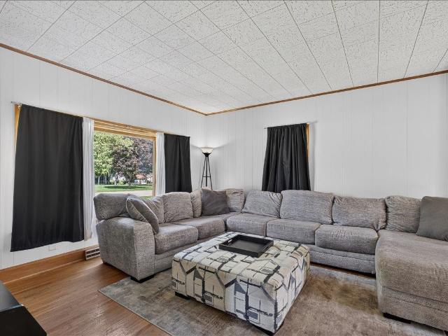 House for sale in Leaf River, Illinois