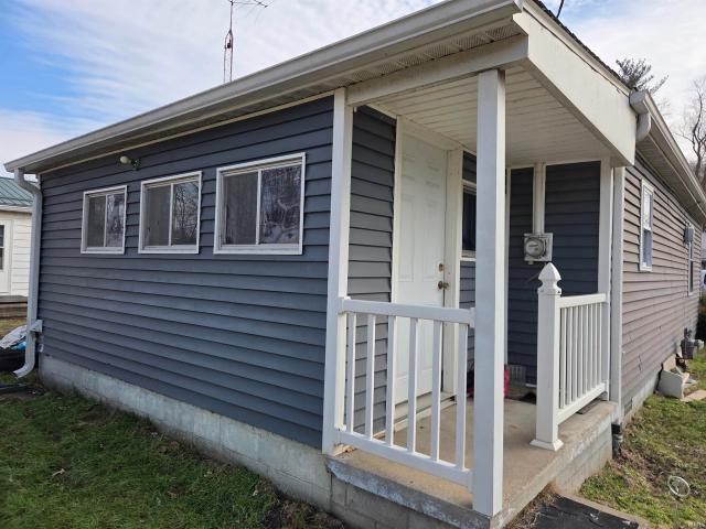 House for sale in Elnora, Indiana
