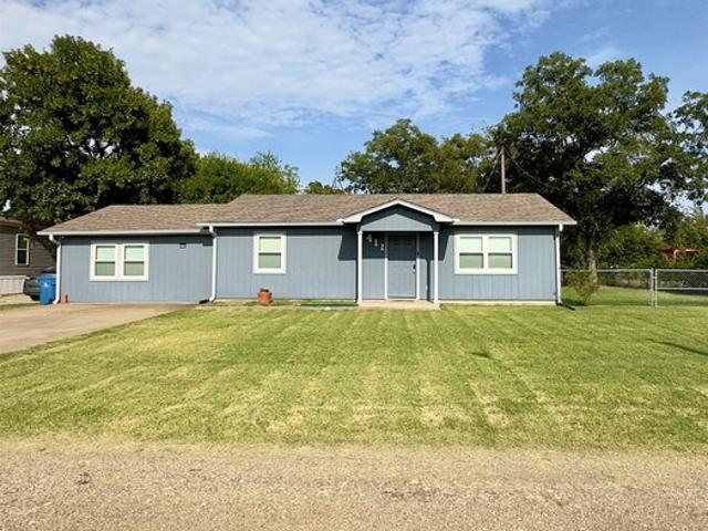 House for sale in Cumby, Hopkins County