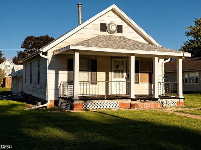 House for sale in Creston, Iowa