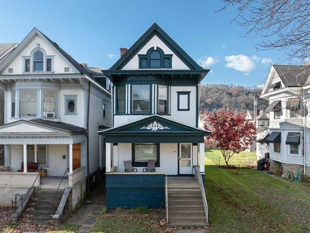 House for sale in Wheeling, West Virginia