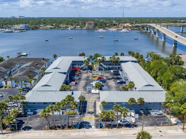 Condo for sale in Daytona Beach, Florida
