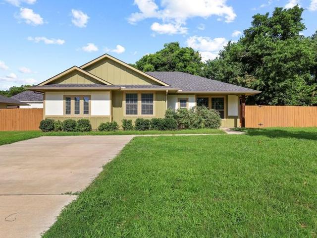 House for sale in Denison, Texas