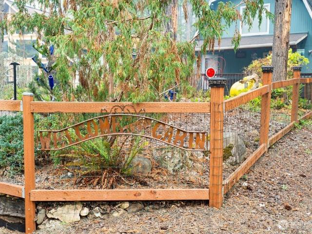 House for sale in Mount Rose Village, Hoodsport
