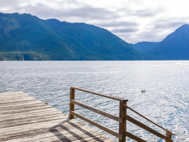 House for sale in Hoodsport, Washington