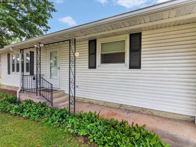 House for sale in Fair Play, Missouri
