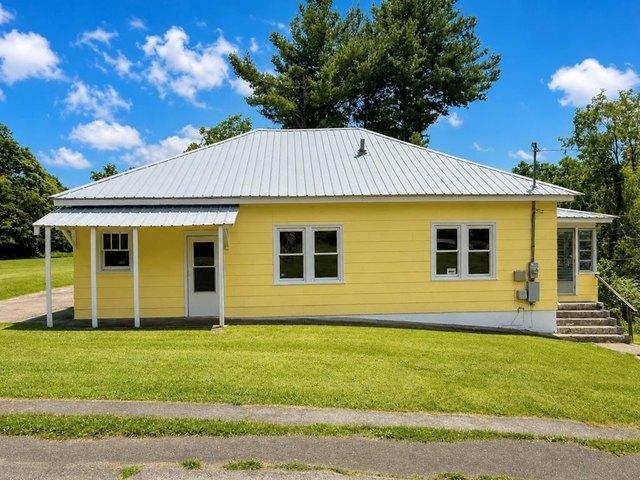 House for sale in Beckley, West Virginia