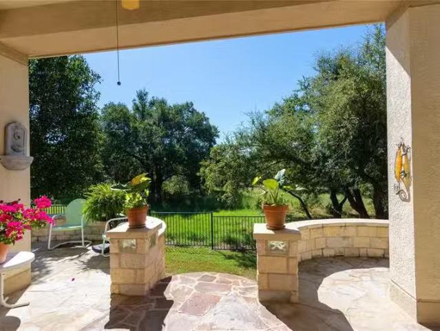 House for sale in Georgetown
