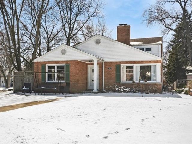 House for sale in Wilmette, Illinois