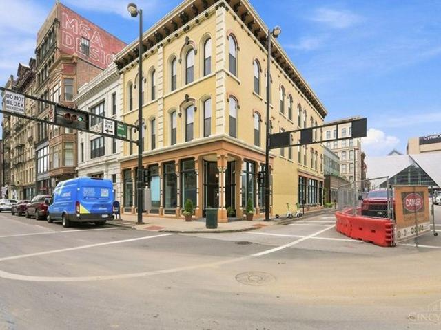 Condo for sale in Cincinnati, Hamilton County
