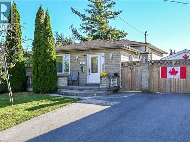 House for sale in Quinndale, Hamilton