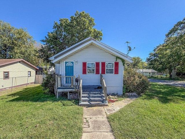House for sale in Villa Grove, Douglas County