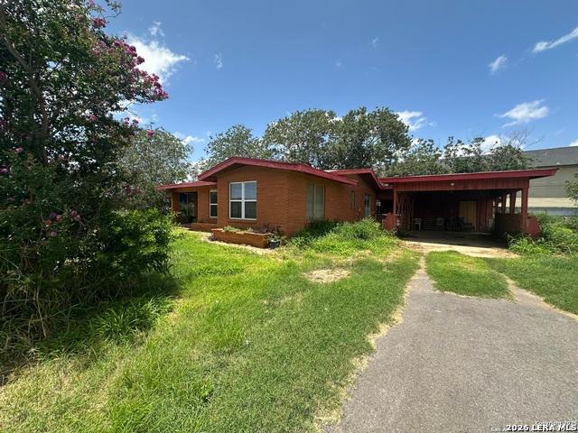 House for sale in Pearsall, Texas