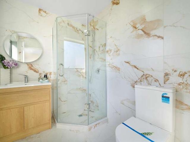 Townhouse for sale in Oratia