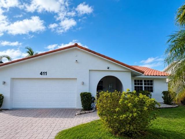 House for sale in Dania, Florida