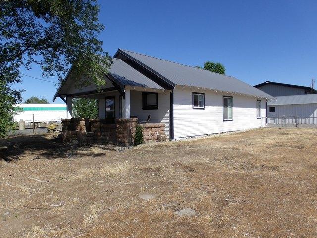 House for sale in Oregonia