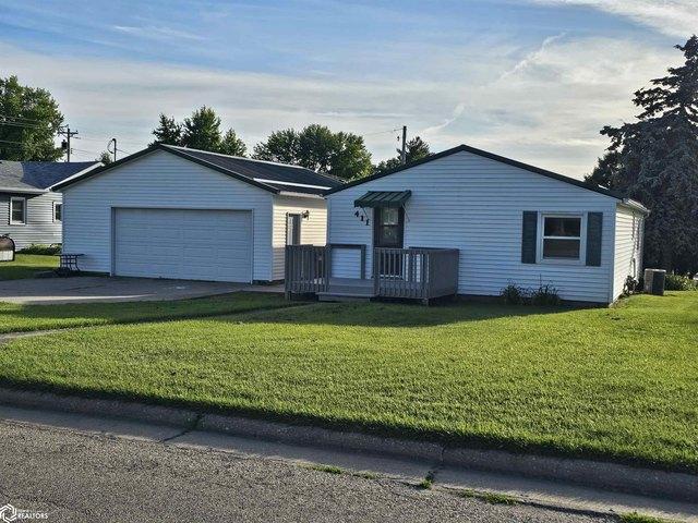 House for sale in Grinnell, Iowa