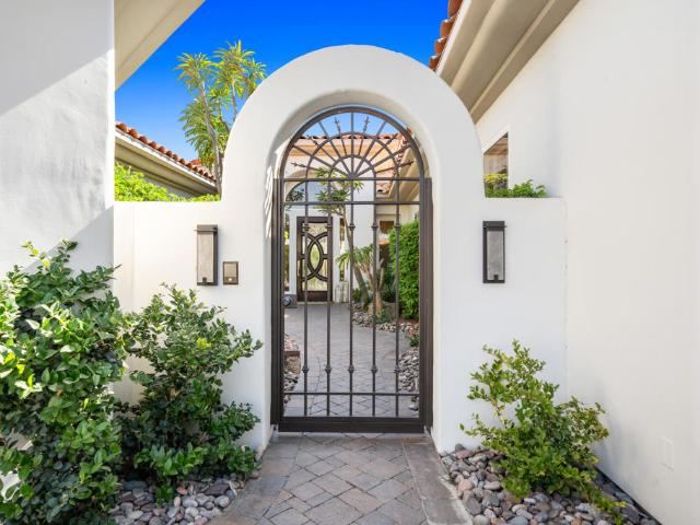 House for sale in Palm Desert, California