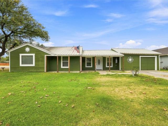 House for sale in Ellis, Texas