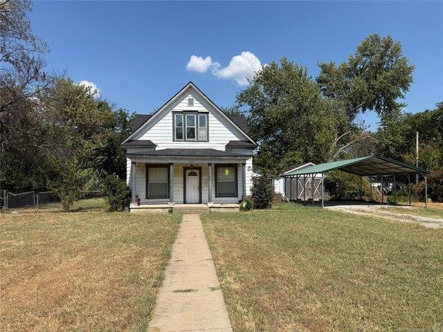 House for sale in Chelsea, Rogers County