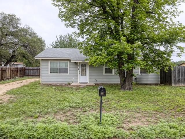 House for sale in Uvalde, Texas