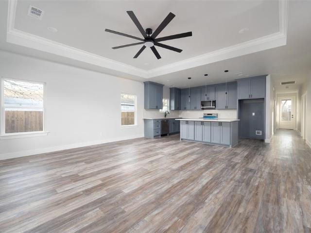 House for sale in Whitewright, Texas