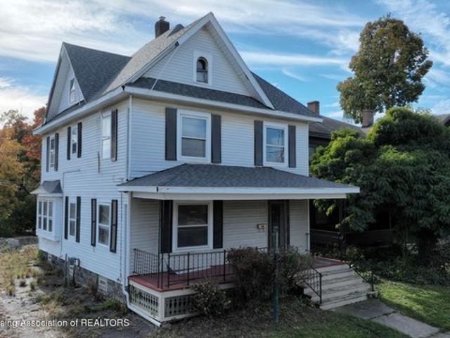 House for sale in Genesee, Lansing