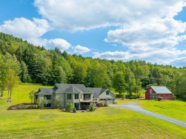 House for sale in Plantsville, Vermont