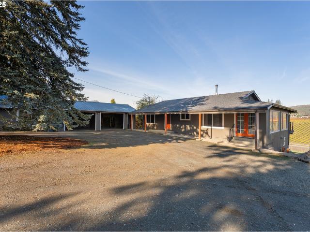 House for sale in Oregonia