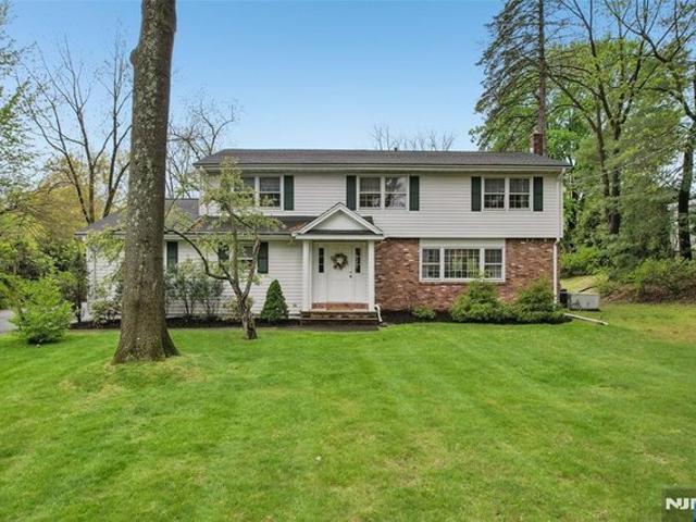 House for sale in Wyckoff, New Jersey