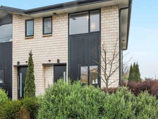 House for rent in Heathcote, Canterbury