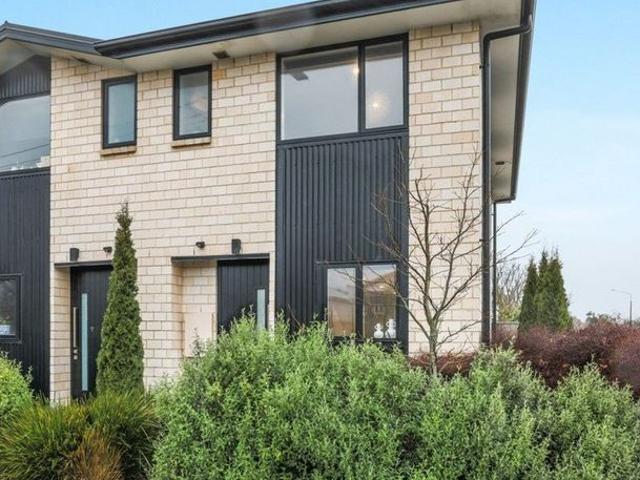 House for rent in Heathcote, Canterbury