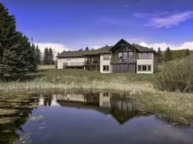 House for sale in Alberta