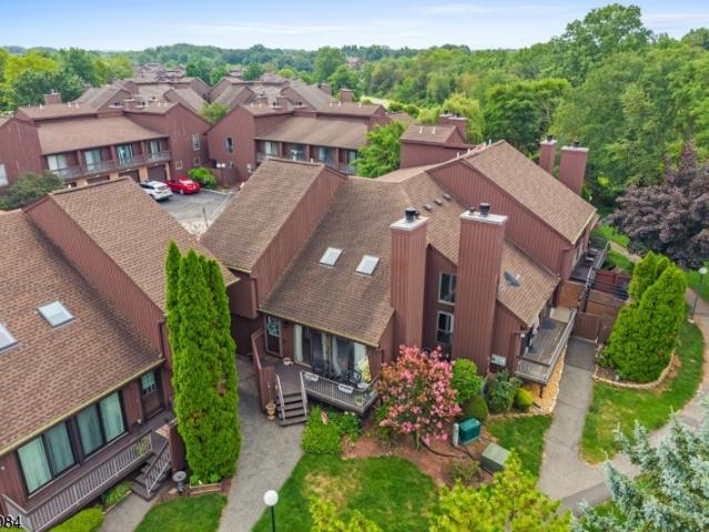 Townhouse for sale in Flagtown, New Jersey