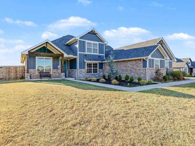 House for sale in Newcastle, McClain County