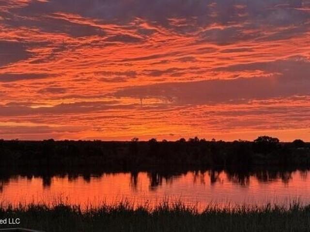 Land for sale in Pearlington, Mississippi