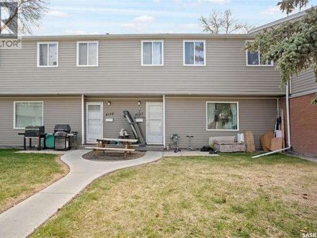 Townhouse for sale in Whitmore Park, Regina