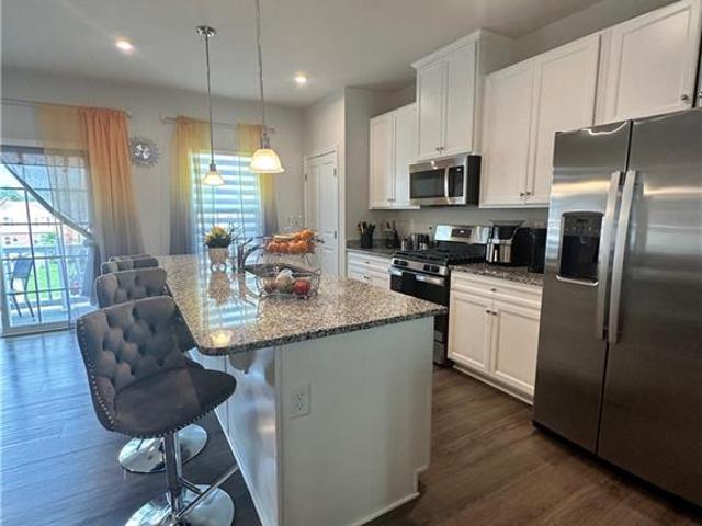 Condo for rent in Virginia