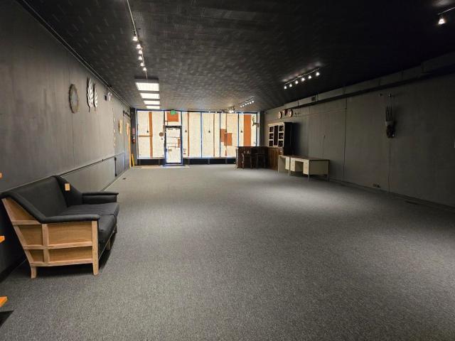 Commercial for sale in Skokie, Illinois