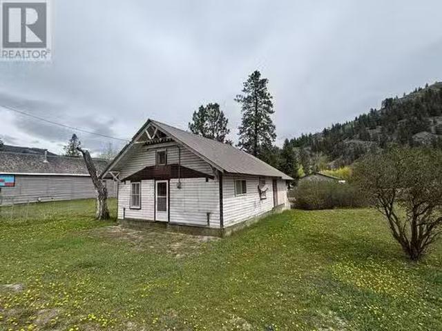 House for sale in Rock Creek, British Columbia