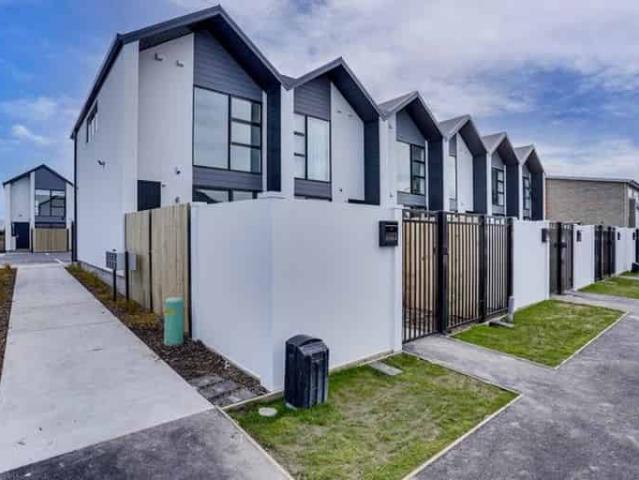 House for rent in Saint Albans, Canterbury