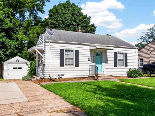 House for sale in Des Moines, Iowa