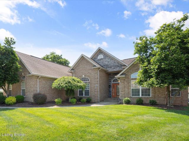 House for sale in Jeffersontown, Kentucky