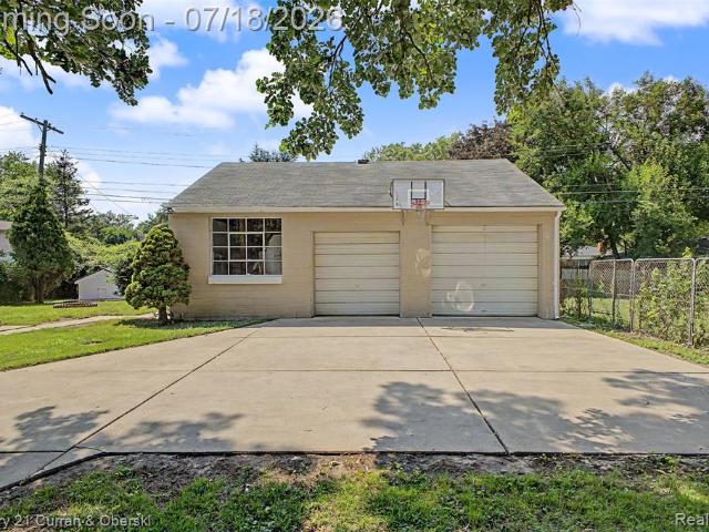 House for sale in Dearborn Heights, Michigan