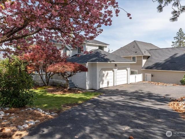 House for sale in Chelan, Washington