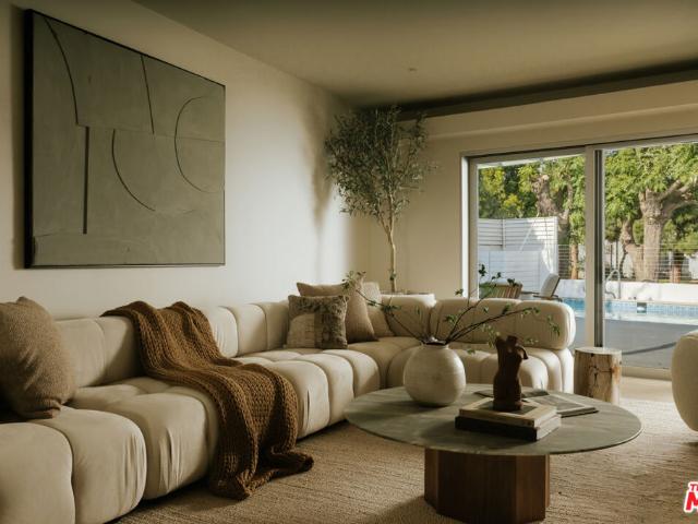 House for sale in Canoga Park, California