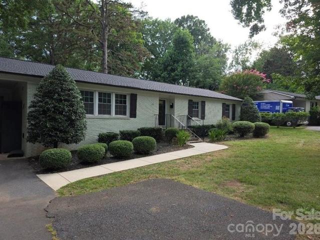 House for sale in Mecklenburg, North Carolina