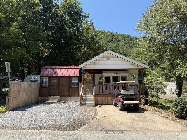 House for sale in Hiawassee, Georgia