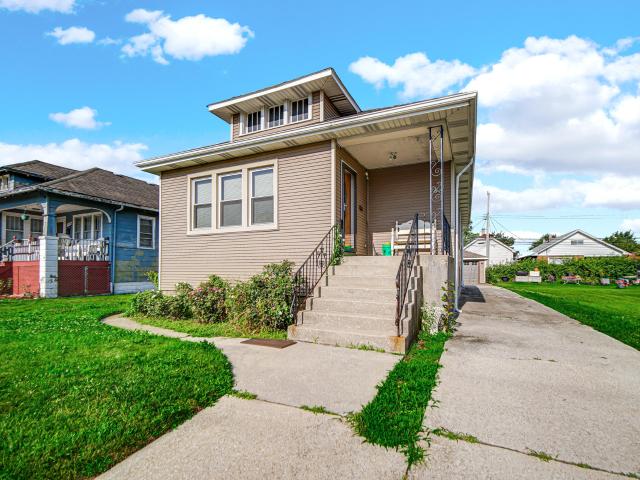 House for sale in Hammond, Indiana